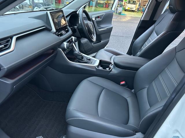 ＲＡＶ４ ハイブリッドＧ　ワンオーナー　ＥＴＣ　ドライブレコーダー前後　メーカーナビ　Ｂｌｕｅｔｏｏｔｈ接続　バックカメラ　コーナーセンサー　パワーシート　シートヒーター　パワーバックドア（29枚目）