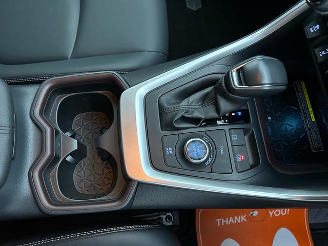 ＲＡＶ４ ハイブリッドＧ　ワンオーナー　ＥＴＣ　ドライブレコーダー前後　メーカーナビ　Ｂｌｕｅｔｏｏｔｈ接続　バックカメラ　コーナーセンサー　パワーシート　シートヒーター　パワーバックドア（38枚目）