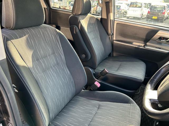 ヴォクシー ＺＳ　煌ＩＩ　後期モデル　ワンオーナー　フロントリアスポイラー　両側電動スライドドア　ナビ　ＴＶ　Ｂｌｕｅｔｏｏｔｈ接続　ＥＴＣ　ユーザー買取車　プッシュスタート　スマートキー　オートライト　電動格納ミラー（18枚目）