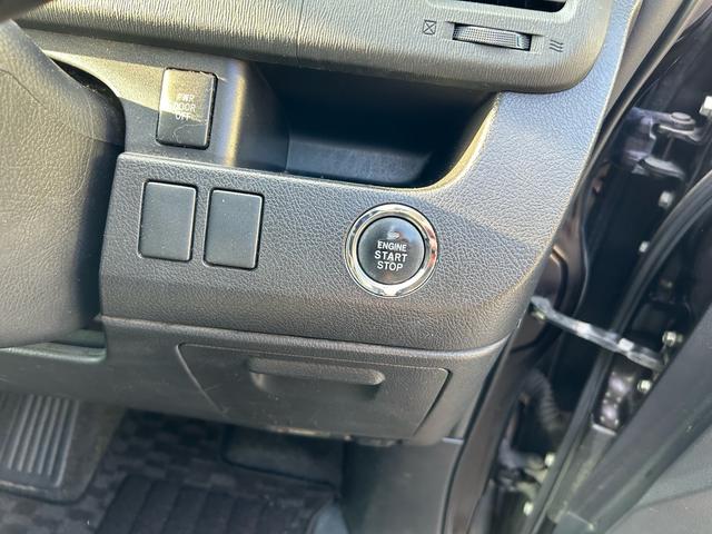 ヴォクシー ＺＳ　煌ＩＩ　後期モデル　ワンオーナー　フロントリアスポイラー　両側電動スライドドア　ナビ　ＴＶ　Ｂｌｕｅｔｏｏｔｈ接続　ＥＴＣ　ユーザー買取車　プッシュスタート　スマートキー　オートライト　電動格納ミラー（20枚目）