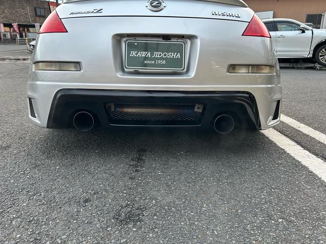 フェアレディＺ バージョンＳＴ　社外１８インチアルミホイール　社外マフラー　車高調（ＴＥＩＮ）　エアロバンパー　リアスポイラー　ボンネット・ルーフブラック塗装　社外ハンドル　６ＭＴ　社外ナビ　ＴＶ　バックカメラ（24枚目）