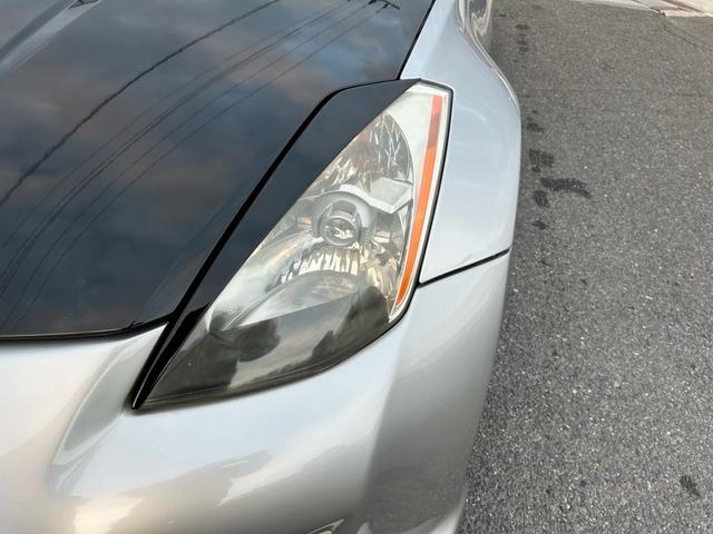 フェアレディＺ バージョンＳＴ　社外１８インチアルミホイール　社外マフラー　車高調（ＴＥＩＮ）　エアロバンパー　リアスポイラー　ボンネット・ルーフブラック塗装　社外ハンドル　６ＭＴ　社外ナビ　ＴＶ　バックカメラ（37枚目）