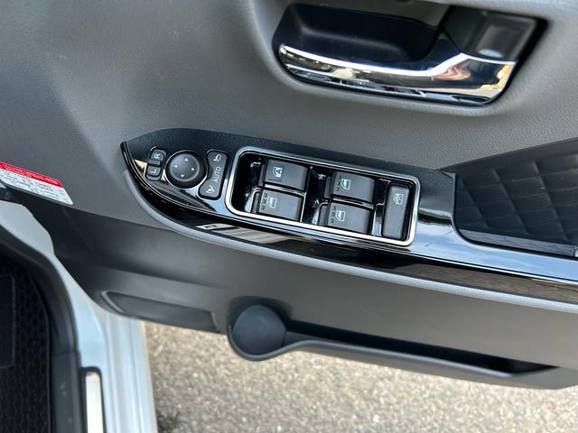 タント カスタムＲＳセレクション　ツートンカラー　純正ナビ　ＴＶ　バックカメラ　ドラレコ　ＥＴＣ　Ｂｌｕｅｔｏｏｔｈ接続　両側パワースライドドア　スマートアシスト　ＬＥＤヘッドライト　シーケンシャル　クリアランスソナー　シートヒーター（15枚目）