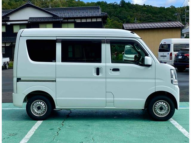 エブリイ ＰＣ　４ＷＤ　ドライブレコーダー　両側スライドドア　クリアランスソナー　レーンアシスト　衝突被害軽減システム　オートライト　キーレスエントリー　電動格納ミラー　ＡＴ　盗難防止システム　ＡＢＳ　ＥＳＣ　ＣＤ（14枚目）