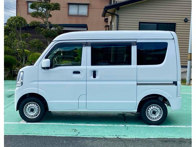 エブリイ ＰＣ　４ＷＤ　ドライブレコーダー　両側スライドドア　クリアランスソナー　レーンアシスト　衝突被害軽減システム　オートライト　キーレスエントリー　電動格納ミラー　ＡＴ　盗難防止システム　ＡＢＳ　ＥＳＣ　ＣＤ（15枚目）