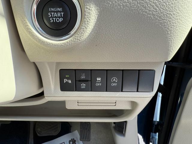 アルトラパン モード　ナビＴＶ　禁煙車　ワンオーナー　セキュリティアラーム　両席エアバッグ　ソナー　フルフラットシート　キーフリー　ＥＳＣ　メモリーナビ　エアコン　ベンチシート　運転席エアバッグ　パワーウィンドウ（4枚目）