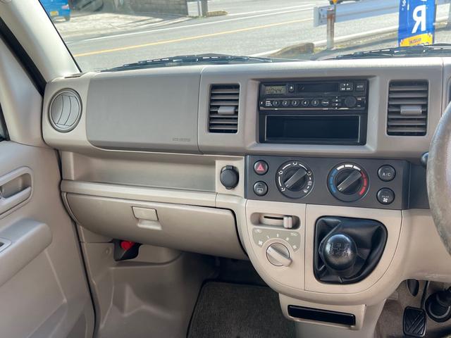 エブリイ ジョイン　５速マニュアル車　運転席パワーウィンドウ　キーレス　両側スライドドア　運転席・助手席エアバック　ＡＢＳ　エアコン　パワーステアリング（28枚目）