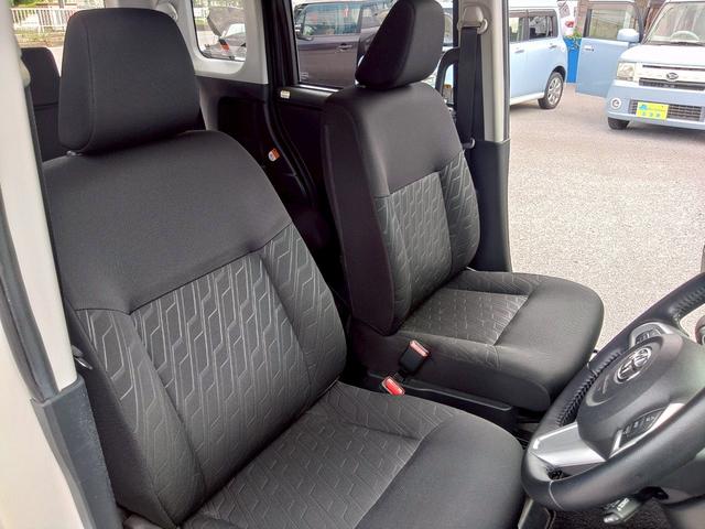 ルーミー カスタムＧ　ナビ　両側電動スライドドア　衝突軽減ブレーキ　ＬＥＤヘッドライト　アルミホイール　ドラレコ　クリアランスソナー　スマートキー　ＧＯＯ鑑定　保証　整備付（14枚目）