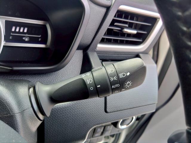 ルーミー カスタムＧ　ナビ　両側電動スライドドア　衝突軽減ブレーキ　ＬＥＤヘッドライト　アルミホイール　ドラレコ　クリアランスソナー　スマートキー　ＧＯＯ鑑定　保証　整備付（44枚目）