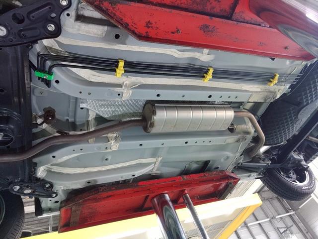 ルーミー カスタムＧ　ナビ　両側電動スライドドア　衝突軽減ブレーキ　ＬＥＤヘッドライト　アルミホイール　ドラレコ　クリアランスソナー　スマートキー　ＧＯＯ鑑定　保証　整備付（61枚目）