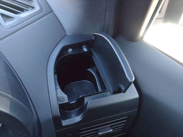 �^�]�ȑ��J�b�v�z���_�[