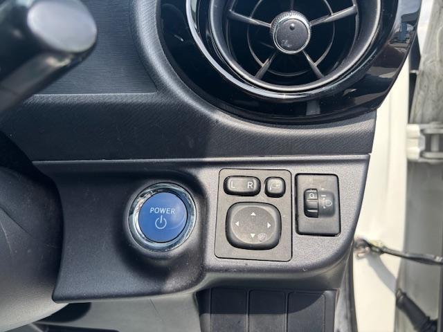 アクア S ナビ TV バックカメラ ドライブレコーダー スペアキー(12枚目)