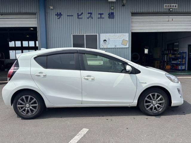 アクア S ナビ TV バックカメラ ドライブレコーダー スペアキー(25枚目)