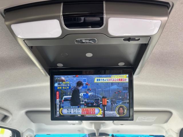 タント カスタムＲＳ　トップエディションＳＡＩＩＩ　４ＷＤ　ターボ　純正８インチナビ　ＴＶ　バックカメラ　後席フリップダウンモニター　ＥＴＣ　ドラレコ　ＥＴＣ　両側電動スライドドア（8枚目）