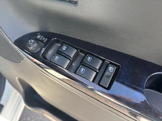 タント カスタムＲＳ　トップエディションＳＡＩＩＩ　４ＷＤ　ターボ　純正８インチナビ　ＴＶ　バックカメラ　後席フリップダウンモニター　ＥＴＣ　ドラレコ　ＥＴＣ　両側電動スライドドア（13枚目）