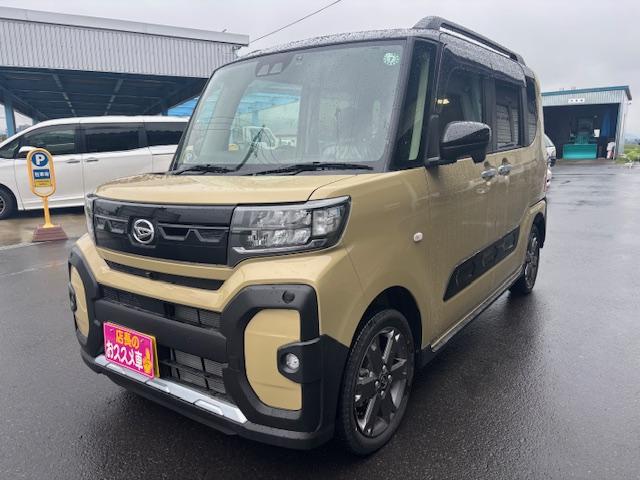 タント ファンクロスターボ　４ＷＤ　純正１０インチメモリーナビ　パノラマ対応カメラ　前後ドライブレコーダー　純正マット＆バイザー（2枚目）