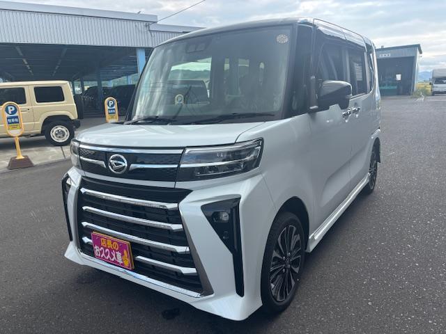 タント カスタムＲＳ　届出済み未使用車　４ＷＤ　純正１０インチナビ　バックカメラ　前後ドライブレコーダー　メッキグリルガーニッシュ　マット　バイザー（2枚目）