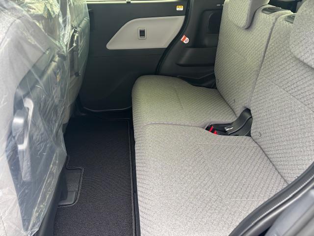 タント Ｘ　４ＷＤ　届出済み未使用車（10枚目）