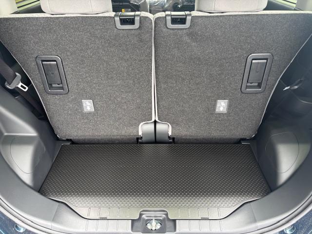 タント Ｘ　４ＷＤ　届出済み未使用車（12枚目）