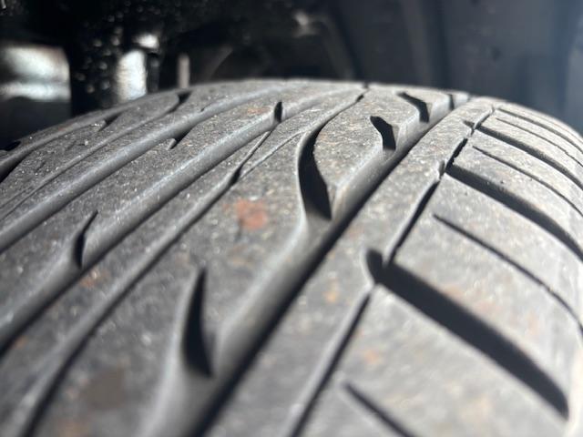 ヴォクシー ＺＳ　煌ＩＩ　４ＷＤ　ワンオーナー車　ＡＬＰＩＮＥナビＢＩＧ－Ｘ　ＡＬＰＩＮＥフリップダウンモニター　ＡＬＰＩＮＥ３ＷＡＹスピーカー　バックカメラ　ＥＴＣ　両側電動スライドドア　スタッドレスセット有り（6枚目）