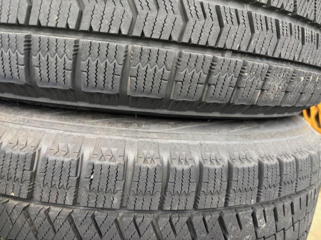 ヴォクシー ＺＳ　煌ＩＩ　４ＷＤ　ワンオーナー車　ＡＬＰＩＮＥナビＢＩＧ－Ｘ　ＡＬＰＩＮＥフリップダウンモニター　ＡＬＰＩＮＥ３ＷＡＹスピーカー　バックカメラ　ＥＴＣ　両側電動スライドドア　スタッドレスセット有り（8枚目）