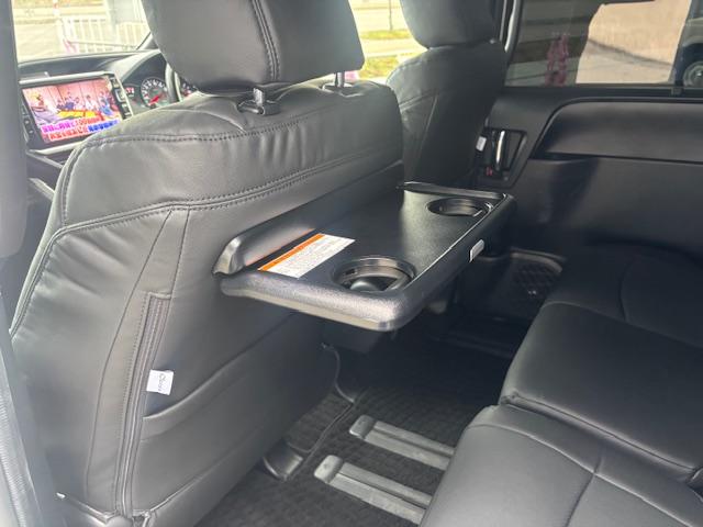 ヴォクシー ＺＳ　煌ＩＩ　４ＷＤ　ワンオーナー車　ＡＬＰＩＮＥナビＢＩＧ－Ｘ　ＡＬＰＩＮＥフリップダウンモニター　ＡＬＰＩＮＥ３ＷＡＹスピーカー　バックカメラ　ＥＴＣ　両側電動スライドドア　スタッドレスセット有り（24枚目）