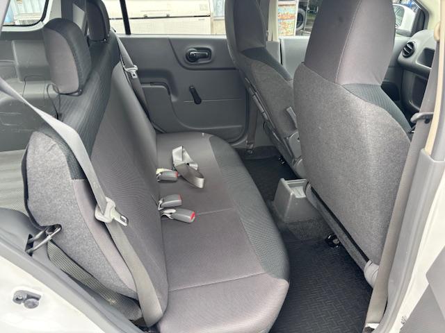 AD VE 4WD オートマ ABS デュアルエアバッグ キーレス 中古スタッドレスタイヤセット有り(11枚目)