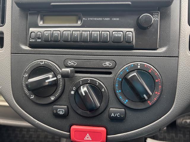 AD VE 4WD オートマ ABS デュアルエアバッグ キーレス 中古スタッドレスタイヤセット有り(15枚目)