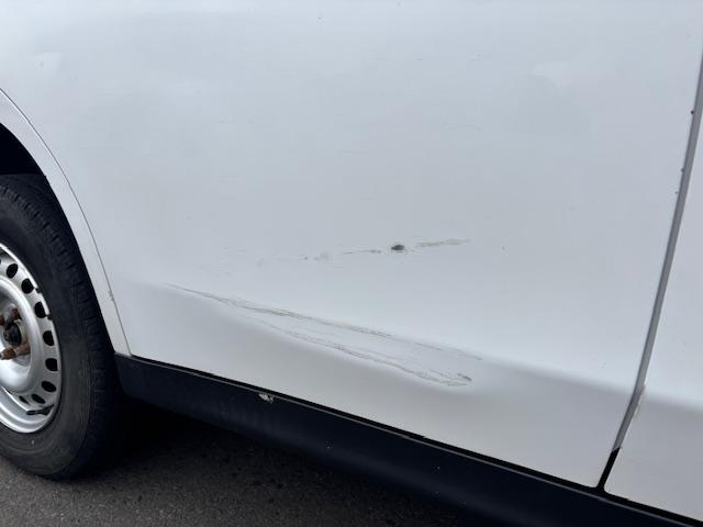 AD VE 4WD オートマ ABS デュアルエアバッグ キーレス 中古スタッドレスタイヤセット有り(22枚目)