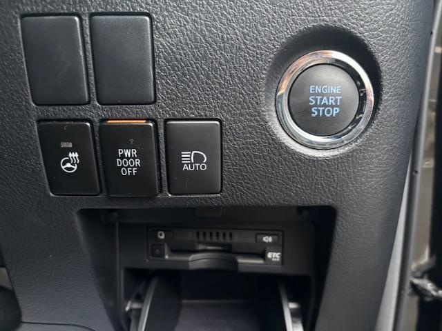 アルファード 2.5S Cパッケージ 4WD 純正ディスプレイオーディオ ETC ドラレコ リモコンエンジンスターター 両側電動スライドドア パワーバックドア 中古スタッドレスタイヤセット有り(11枚目)