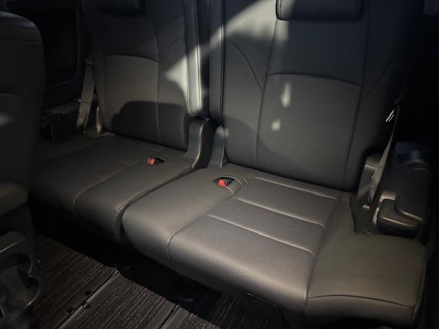 アルファード 2.5S Cパッケージ 4WD 純正ディスプレイオーディオ ETC ドラレコ リモコンエンジンスターター 両側電動スライドドア パワーバックドア 中古スタッドレスタイヤセット有り(22枚目)