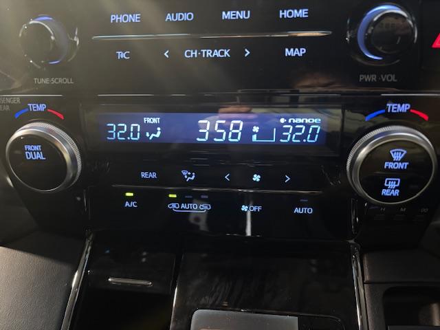 アルファード 2.5S Cパッケージ 4WD 純正ディスプレイオーディオ ETC ドラレコ リモコンエンジンスターター 両側電動スライドドア パワーバックドア 中古スタッドレスタイヤセット有り(31枚目)