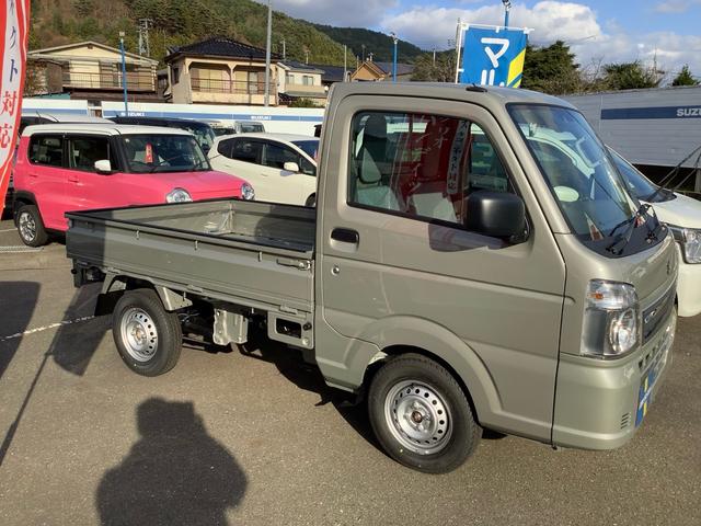 キャリイトラック KCエアコン・パワステ農繁仕様 届出済未使用車 スズキセーフティサポート AT 4WD(5枚目)
