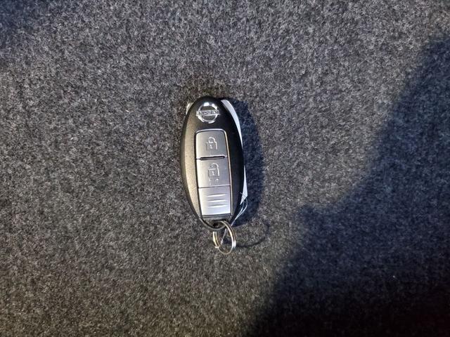 ノート X DIG-S アイドリングストップ機能 左右エアバック イモビ AAC 衝突安全ボディ スマキー パワーウィンドウ ABS キーフリー パワーステアリング エアバック(24枚目)