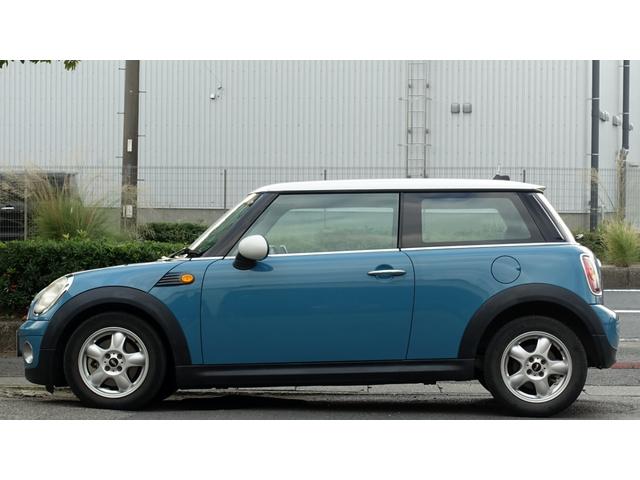 ＭＩＮＩ クーパー　クーパー　オキシジェンブルー　ホワイトルーフ（5枚目）
