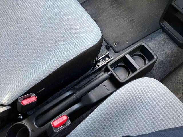 アルト Ｓ　クリアランスソナー　衝突被害軽減システム　キーレスエントリー　アイドリングストップ　電動格納ミラー　シートヒーター　ＣＶＴ　盗難防止システム　ＡＢＳ　ＥＳＣ　ＣＤ　ミュージックプレイヤー接続可（15枚目）