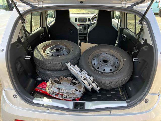 アルト Ｓ　ＥＴＣ　クリアランスソナー　衝突被害軽減システム　キーレスエントリー　アイドリングストップ　電動格納ミラー　シートヒーター　ＣＶＴ　盗難防止システム　ＡＢＳ　ＥＳＣ　ＣＤ　ミュージックプレイヤー接続可（9枚目）