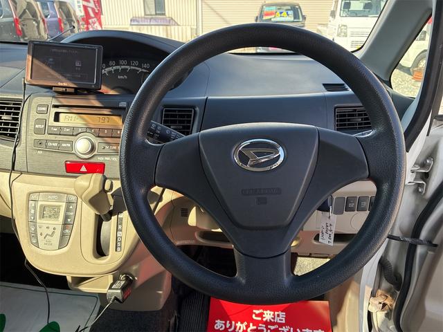 ムーヴ Ｌ　４ＷＤ　ＣＶＴ　運転席助手席エアバック　ＡＢＳ　ベンチシート　寒冷地仕様　エアコン　パワーステアリング　パワーウィンドウ　集中ドアロック＆リモコンキー　盗難防止装置　衝突安全ボディ（16枚目）