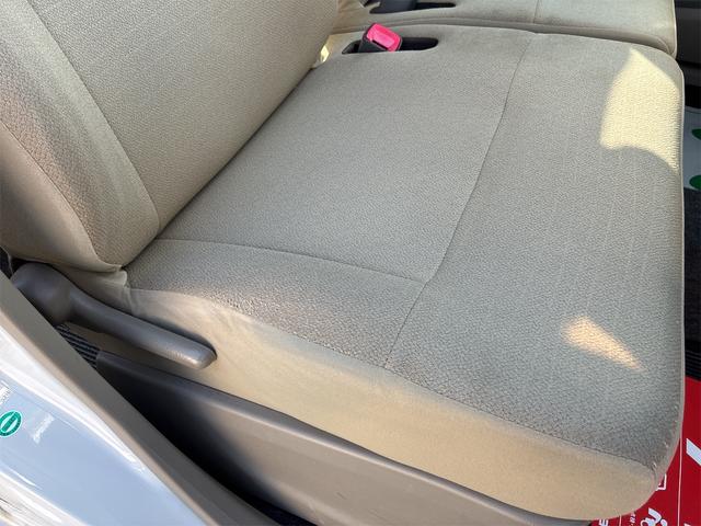 ムーヴ Ｌ　４ＷＤ　ＣＶＴ　運転席助手席エアバック　ＡＢＳ　ベンチシート　寒冷地仕様　エアコン　パワーステアリング　パワーウィンドウ　集中ドアロック＆リモコンキー　盗難防止装置　衝突安全ボディ（38枚目）