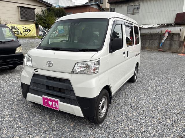 ピクシスバン デラックス　ＳＡＩＩＩ　４ＷＤ　オートマチック車　運転支援システムスマートアシストＩＩＩ　エアコン　パワーステアリング　前席パワーウインドウ　後席両側スライド　純正ラジオ（7枚目）