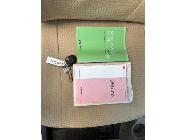 ミラ Ｘスペシャル　フルタイム４ＷＤ　５速マニュアル　禁煙車　記録簿　セキュリティアラーム　パワーウインドウ　エアバック　マニュアルエアコン　ＡＢＳ　パワステ　衝突安全ボディ　リヤワイパー　キーレス（25枚目）