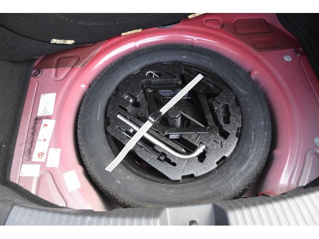 ザ・ビートル デザイン　ターボ　ＣＤ　ＥＴＣ　オートクルーズ　アルミホイール　横滑り防止装置　革巻きステアリング　キーレス（19枚目）