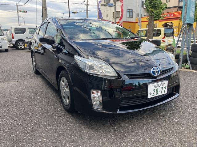 プリウス Ｓ　車検２年付　ＥＴＣ　Ｂｌｕｅｔｏｏｔｈ　記録簿　バックカメラ　ナビ　ＴＶ　アルミホイール　オートライト　ＣＶＴ　スマートキー　電動格納ミラー　盗難防止システム　ＣＤ　ＤＶＤ再生（14枚目）