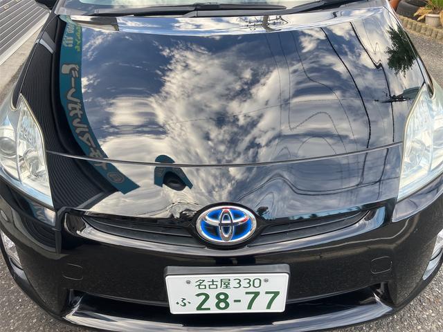 プリウス Ｓ　車検２年付　ＥＴＣ　Ｂｌｕｅｔｏｏｔｈ　記録簿　バックカメラ　ナビ　ＴＶ　アルミホイール　オートライト　ＣＶＴ　スマートキー　電動格納ミラー　盗難防止システム　ＣＤ　ＤＶＤ再生（29枚目）