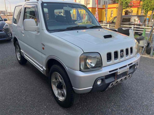 ジムニー ワイルドウインド　４ＷＤ　キーレスエントリー　ＡＴ　ＡＢＳ　ＣＤ　ＭＤ　カセット　アルミホイール　衝突安全ボディ　エアコン　パワーウィンドウ（14枚目）
