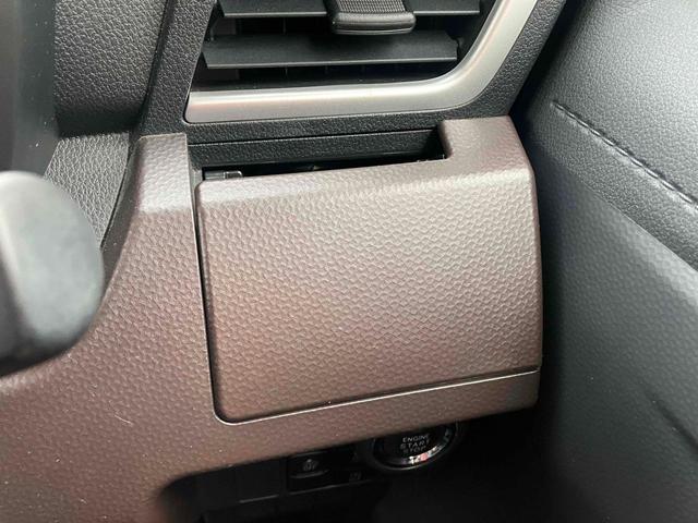 この度は当店のお車をご覧になっていただき、誠にありがとうございます。じっくり現車確認して頂けるよう、ご準備を致します！