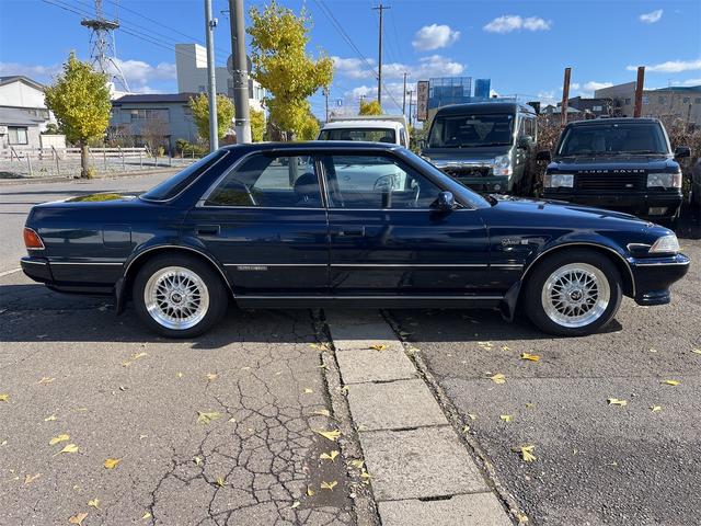 マークII グランデＧ　スーパーチャージャー　当時物ボルクグループＡ　純正リップ　ローダウン　ＥＴＣ　オートクルーズコントロール　アルミホイール　オートライト　ＡＴ　パワーシート　カセット　エアコン　パワーステアリング（4枚目）