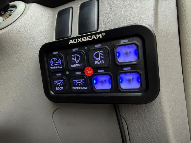 ハイラックスサーフ ＳＳＲ－Ｘ　アメリカンＶｅｒ　ビルシュタインリフトアップキット　ラテラルロッド　ＷＡＲＮ　ＵＲ８０００－Ｓ　ＦＡＣＴＯＲ５５　ソリッドレーシングタービンＺ１　ＴＯＹＯ　Ｍ／Ｔ　３１５／７５／１６　シュノーケル（11枚目）