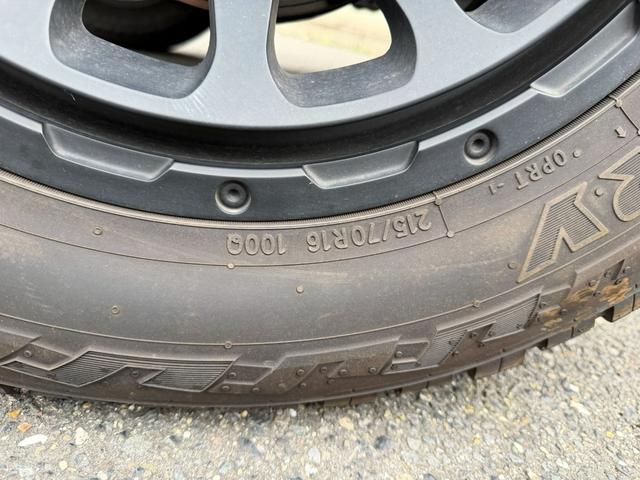 ジムニーシエラ JC デルタフォース オーバル16インチ マッドブラックTOYO OPENCOUNTRY R/T 215/70/16 メモリーナビ バックカメラ テレビ ETC ドライブレコーダー前後 シートヒーター(31枚目)