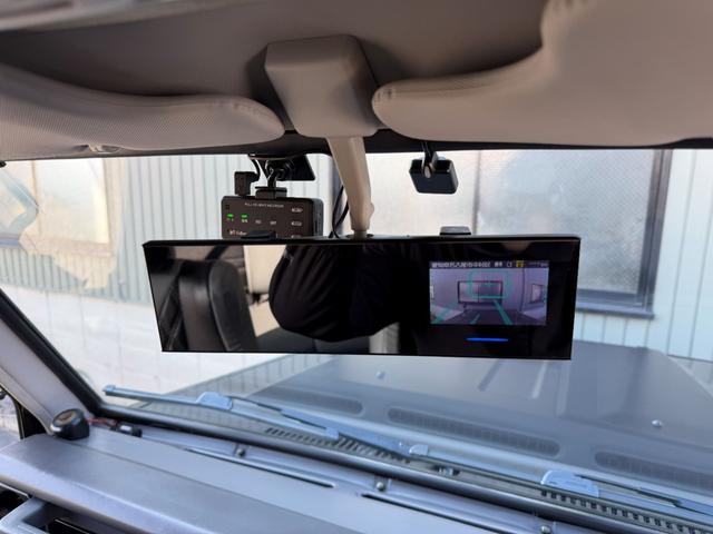 ランドクルーザー70 ZX サンルーフ サイバーナビ 全塗装 10インチアップ KINGショック 20インチFUELアルミ NITTO マッドグラップラー ARBルーフラック シートカバー VIPER FOCALスピーカー(39枚目)